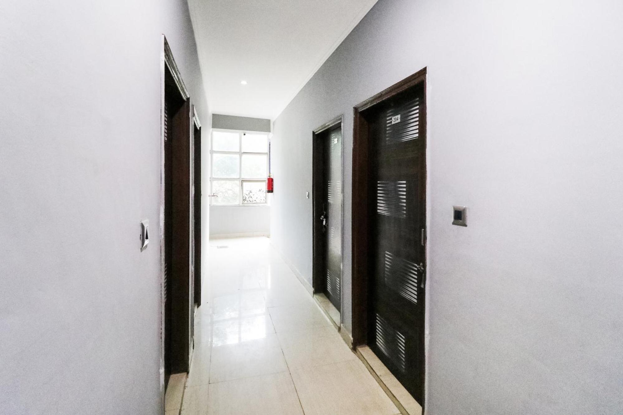 Hotel O Sunrise Guest House Gurgaon Ngoại thất bức ảnh