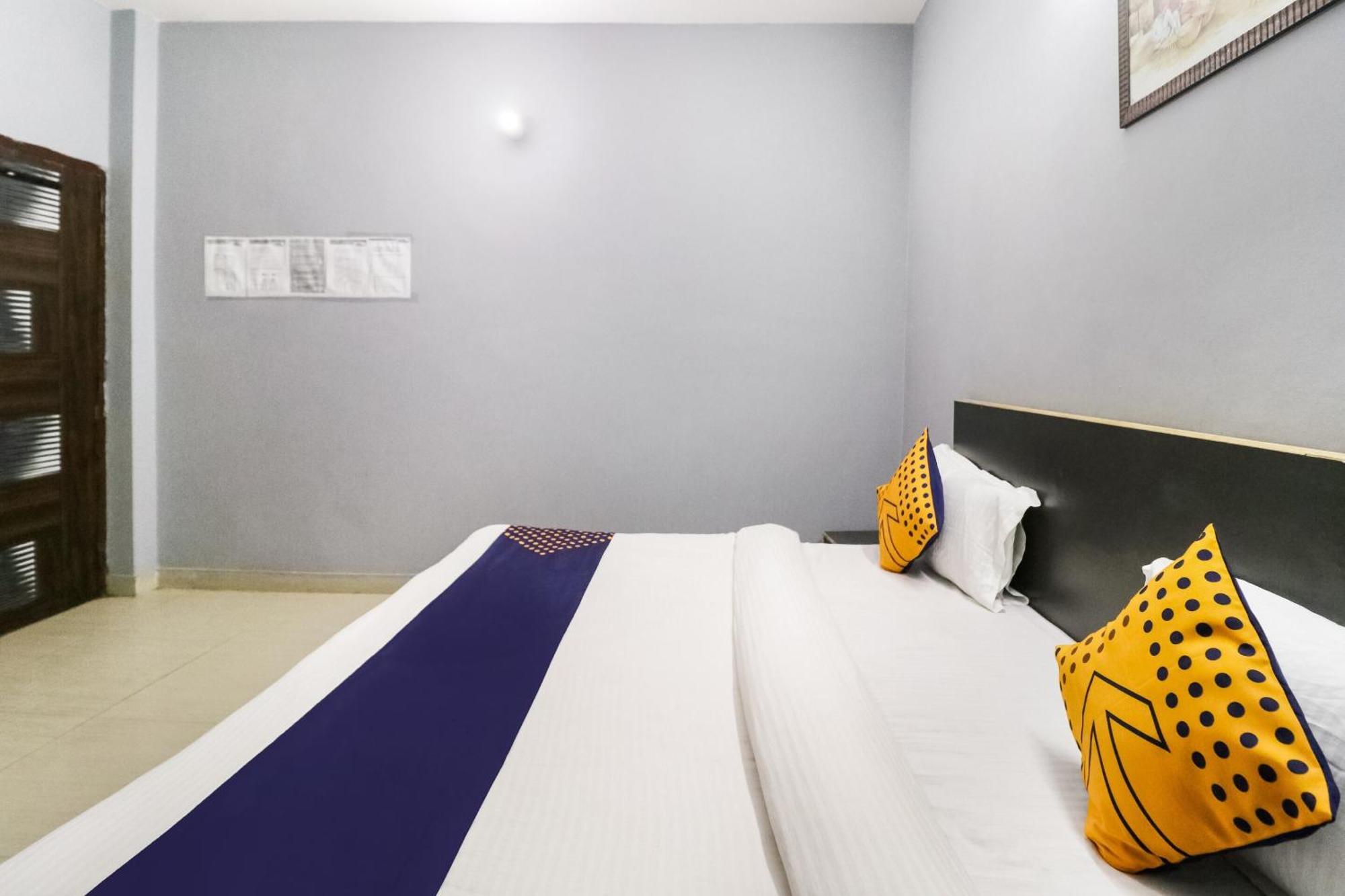 Hotel O Sunrise Guest House Gurgaon Ngoại thất bức ảnh