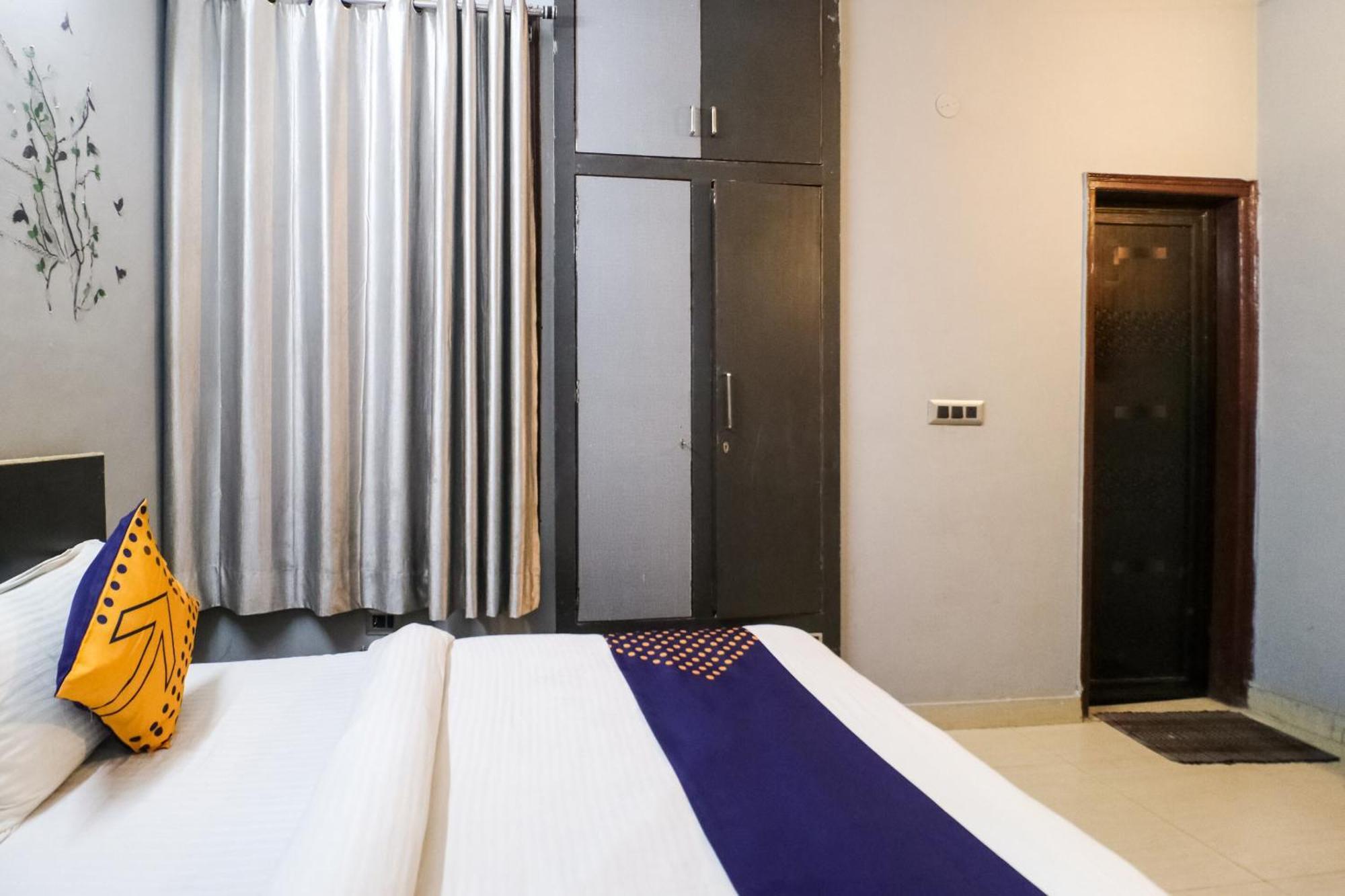 Hotel O Sunrise Guest House Gurgaon Ngoại thất bức ảnh