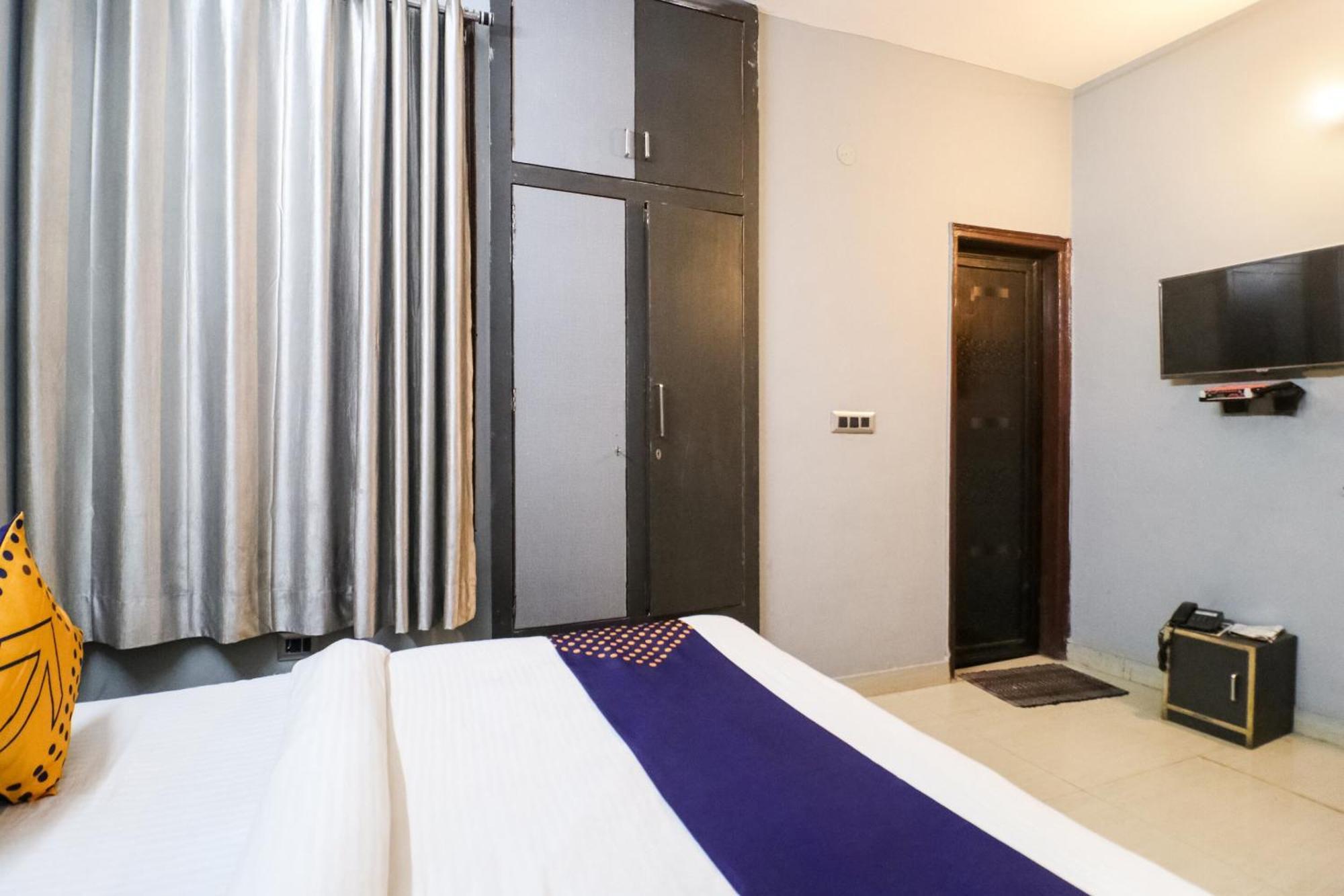 Hotel O Sunrise Guest House Gurgaon Ngoại thất bức ảnh