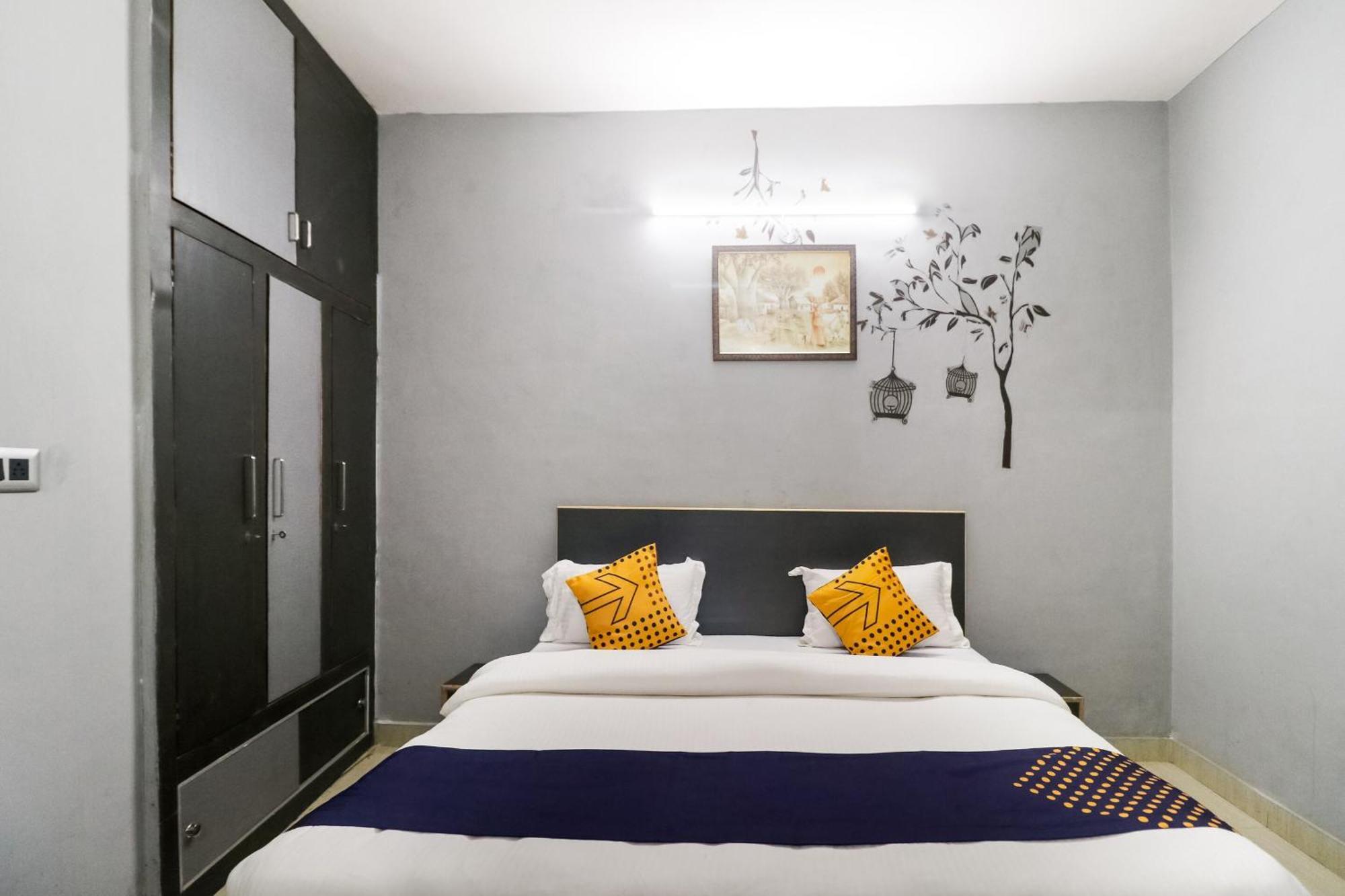 Hotel O Sunrise Guest House Gurgaon Ngoại thất bức ảnh